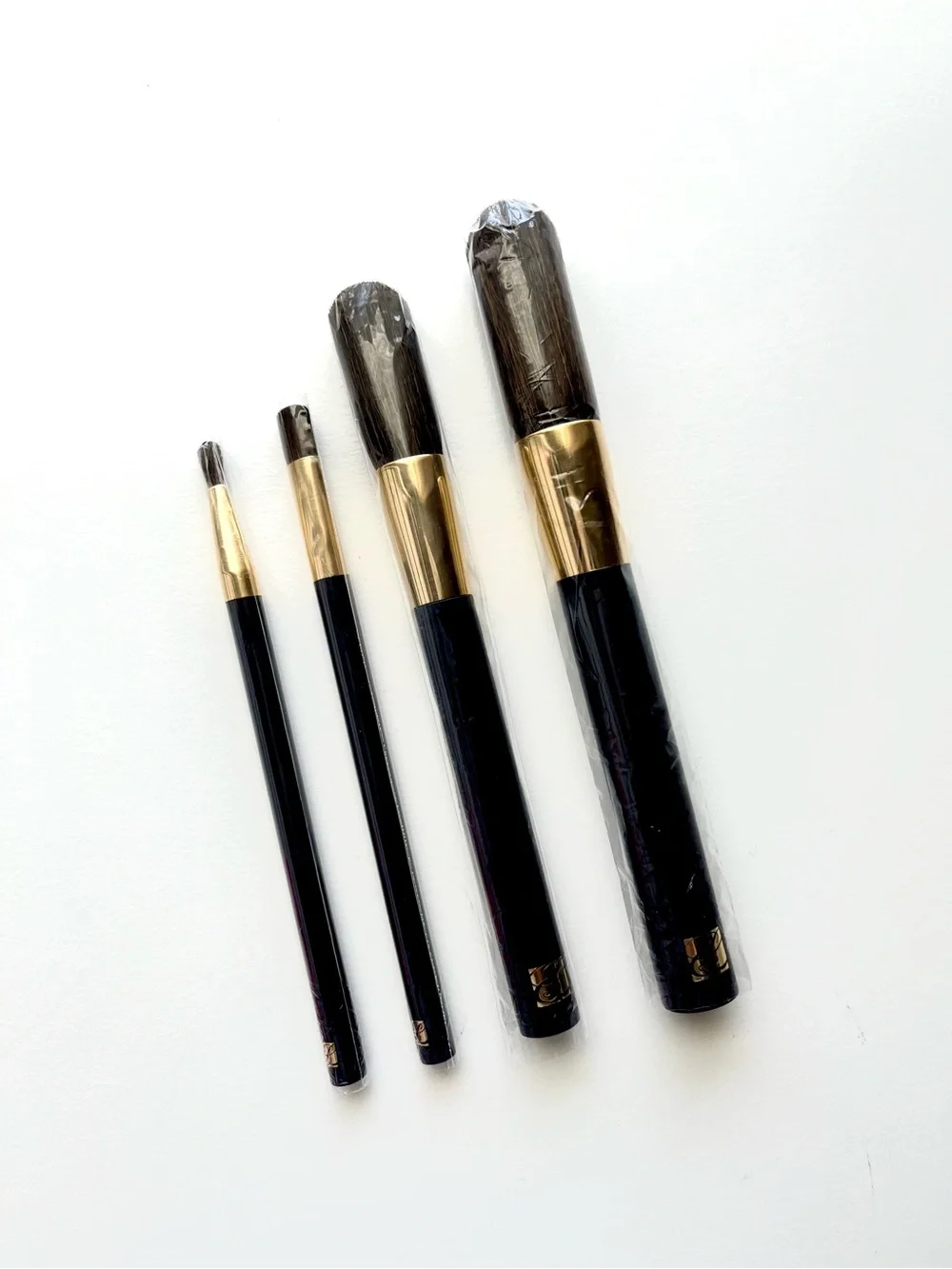 🆕 Estée Lauder Brush Set with Case